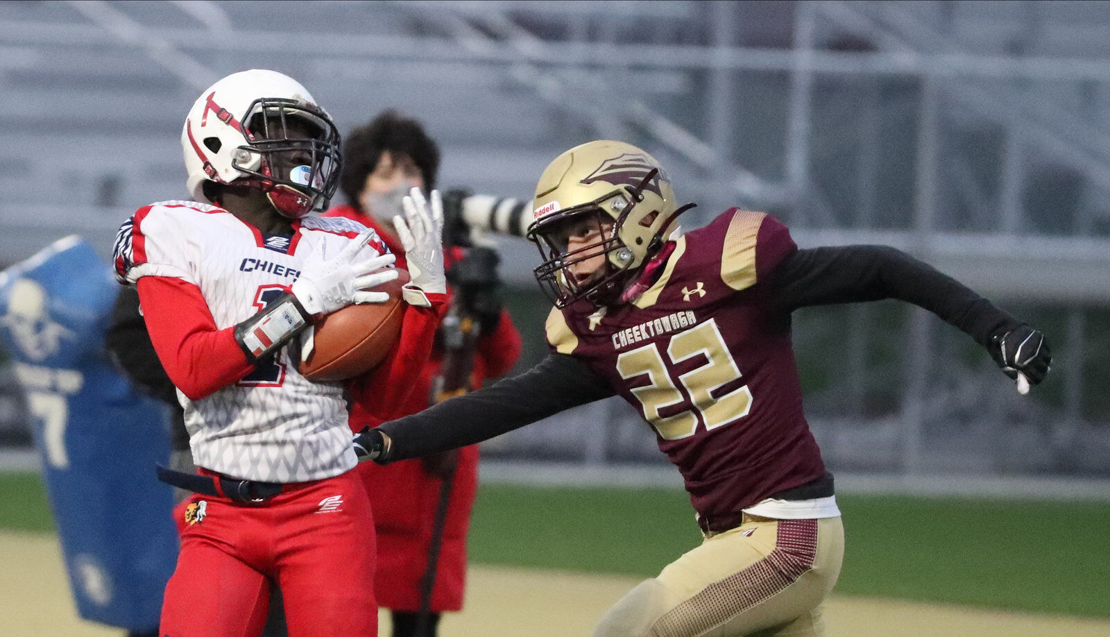 Iroquois beats Cheektowaga 31-0